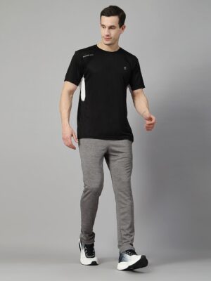 0cc97b36 8193 4a08 9284 7b714b036d1b1741327914464 HRX by Hrithik Roshan Men Colourblocked Round Neck T shirt 7 1.jpg