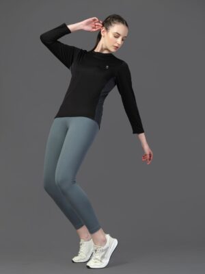 2304c588 44d5 4b51 8655 28ba7fe96f8a1740569475224 HRX by Hrithik Roshan Women Solid Round Neck T shirt 1101740 1.jpg