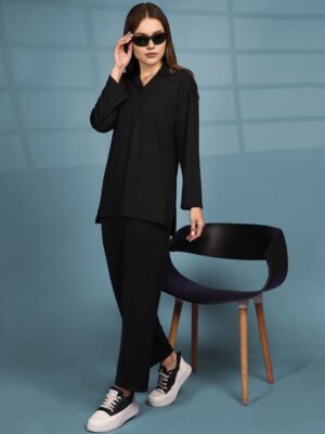 63effc83 82ee 431c a187 1ddfd565db951742629050818 Chemistry Polo Collar T Shirt With Trousers 7441742629050500 1.jpg