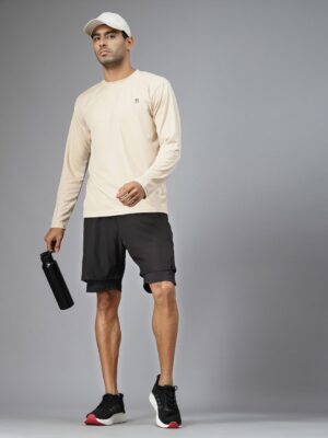 81e280fd 8f4a 40d7 909b d1f1ce3987d41741757472186 HRX by Hrithik Roshan Men Solid Round Neck T shirt 377174175 1.jpg