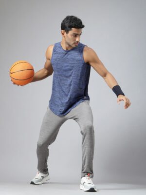 891774f3 6231 40f8 9ed7 56c7e416cacd1741757347431 HRX by Hrithik Roshan Men Solid Round Neck T shirt 738174175 1.jpg