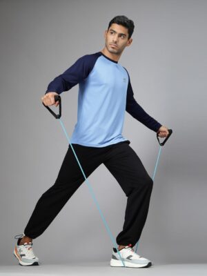 bb02dd96 fcd9 4547 956a 4b60145bc0081741757230115 HRX by Hrithik Roshan Men Colourblocked Round Neck T shirt 4 1.jpg