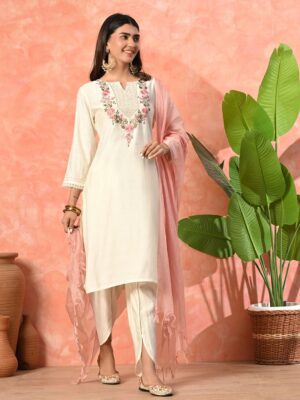 c570a0ef a700 42ed 9576 acbfd53df1ed1741087252732 Sangria Women Ethnic Kurta Set 6891741087252039 1.jpg