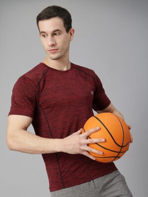 c5d3e085 4d86 43f5 aa0a 1cd96f24a3381741328051876 HRX by Hrithik Roshan Men Solid Round Neck T shirt 512174132 1.jpg