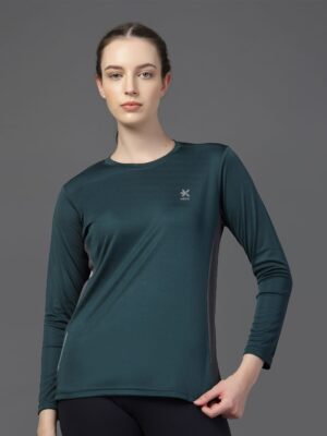 c82fca5f 0f3f 42c9 91a4 4388b73257341740569565529 HRX by Hrithik Roshan Women Solid Round Neck T shirt 3941740 1.jpg