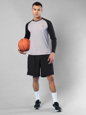 ce2a0d64 70f1 4e10 a9bc fc7d2ecc7bce1744196824692 HRX by Hrithik Roshan Men Colourblocked Round Neck Rapid Dry 1.jpg