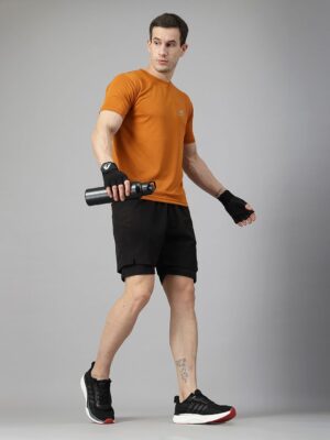 dcc175d1 bca1 432c bc77 26e78d7e44df1741327958144 HRX by Hrithik Roshan Men Solid Round Neck T shirt 393174132 1.jpg