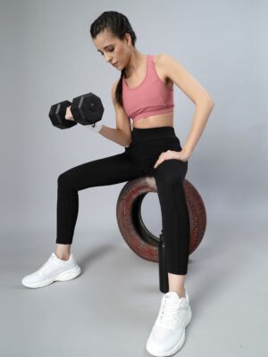 f8f212e1 80ca 47ef adbe acf5e7be7a251742045392477 HRX by Hrithik Roshan Women Solid Full Coverage Lightly Padd 1.jpg