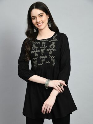 fe81a4e2 4e47 4c3a 8825 c40bb6809ac41687522793756KALINIBlackWhiteViscoseRayonEmbroideredEthnicTunic1.jpg